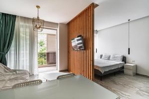 Aura Tower Aparments by In Property