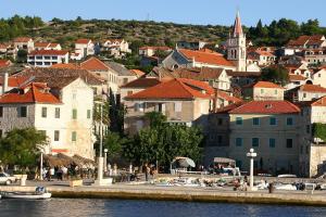 Vila Vinka , Postira, island Brač