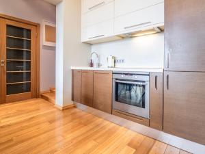 Monument View Residence