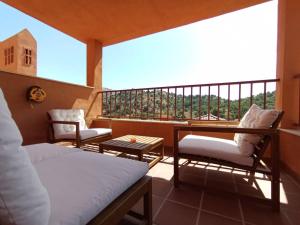 Stylish Marbella Spot Pass the Keys