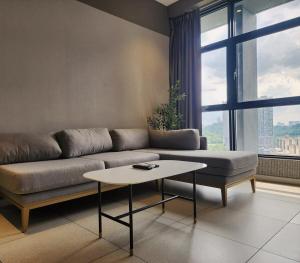 Luxury 1bedroom suite C33 near Midvalley -Millerz Square