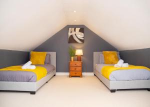 Stylish and Spacious 3-Bed House Free Parking