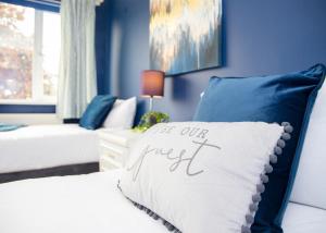 Stylish and Spacious 3-Bed House Free Parking