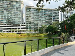 06# Mediterranean Style Suite - Austin, JB