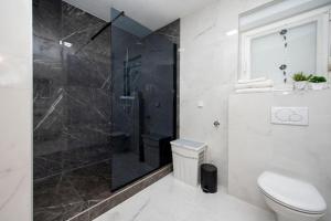 Apartment in Trogir with sea view, balcony, air conditioning, Wi-Fi (4786-1)