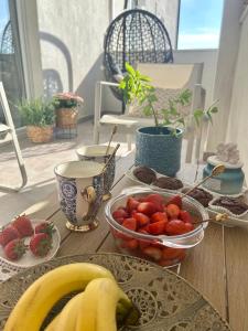 Sea View Beachfront Apartment Maslina