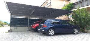 LUXURY Apartment IMOTA,with private pool,big Free Parking,Car EVcharger