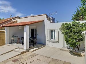 Maisons de vacances Maison La Corsica - Vias Village : photos des chambres