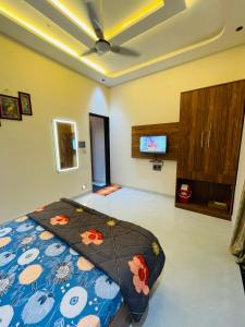 Raj Resort - Luxury Lodge & Stay