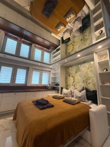 DeLuxury Mirror Apartament Centrum