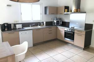 Maisons de vacances Le Clos St Roch- Family home in Montpellier! : Villa 3 Chambres