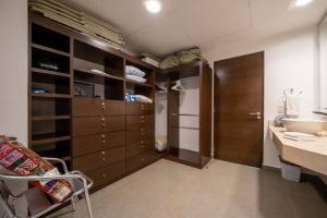 Condo Valentine 5 STAR, 4 Pools, Gym, Concierge Services, 24-HR Security