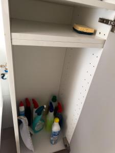 Sejours chez l'habitant Gite T2 a 5mn du Circuit Paul Ricard et du village du Castellet et a 10mn des plages de Saint-Cyr-sur-mer, Bandol et Sanary : photos des chambres