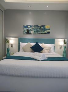 Touristation @ Crowne Bay Tower