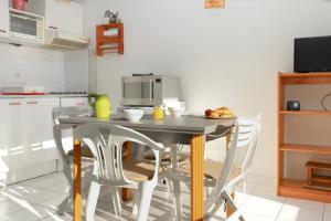 Marelia by POM, pkg, logia