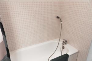 Marelia by POM, pkg, logia