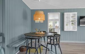 2 Bedroom Gorgeous Home In Ebeltoft