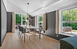 Three-Bedroom Holiday Home In Hemmet