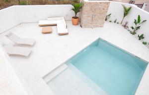 Nature-Filled Villa with Private Pool, outdoor kitchen & chill out area Ideal for Families & Friends