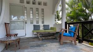 Lakaz Bigorno - Villa 200m from Blue Bay Beach