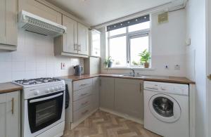 Sleek 2 Bedroom Apartment