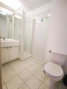 Le Tropical - WIFI - Parking - Jolie parc arboré - Calme et détente - Ensoleillé - Accueil physique