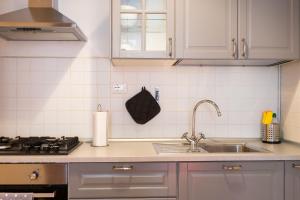 LAssiolo, Centro Storico - Fronte Mura Lucca