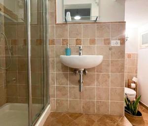 LAssiolo, Centro Storico - Fronte Mura Lucca