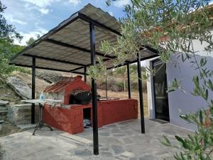 J & V Natural Home