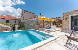 Amazing Home In Ugrinic