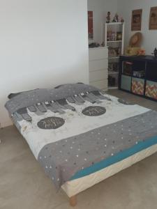Maisons de vacances Agreable villa familiale avec piscine : photos des chambres