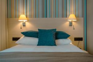 Standard queen room with access to the wellness and fitness area room in Best Western Hotel Cristal