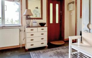 Gorgeous Home In Strömsund With Kitchen