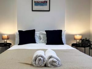 Evelyns Place hosted by AirOperate