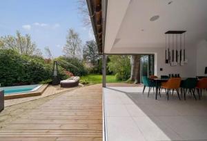 Country Manor, Heated Pool, Spa, Games Room, Cinema
