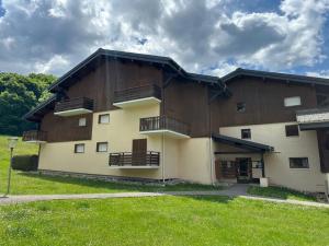 Appartements Studio 4 pers avec balcon, proche telecabine, tele, Wi-Fi, casier a skis - Morillon - FR-1-642-30 : photos des chambres