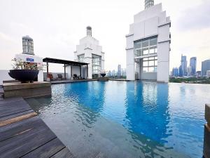 Cozy and Stategic 1 at cikditiro 2BR pool,gym,wifi By LS