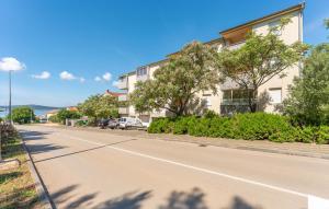 Beautiful Apartment In Biograd Na Moru