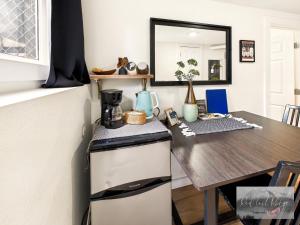 Downtown Albany Boho Inn