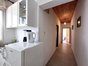 Affordable Rooms Almira with shared kitchen