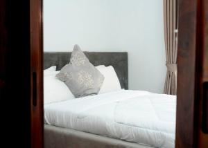 Villa Modern Two Bedroom Vacation home in Mbezi Beach