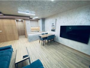 Business Park Premium, 2B lux flat, free garage