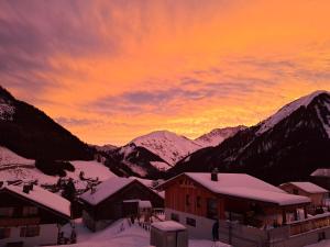Chalet Zur Rose in Berwang bij de piste