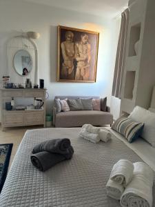 Suite with Hot Tub