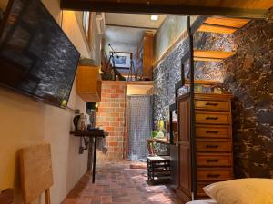 An intimate space in downtown