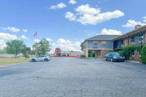 Louisville Inn by OYO Louisville GA US 1