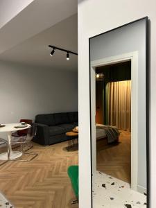 Modern Luxe Central Escape
