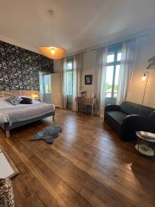 B&B / Chambres d'hotes chateau de Pougy : photos des chambres
