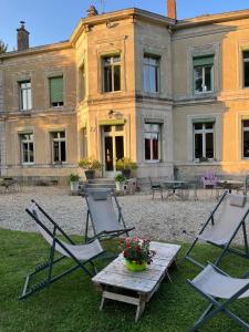 B&B / Chambres d'hotes chateau de Pougy : photos des chambres