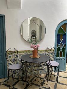 Maison De La Lune